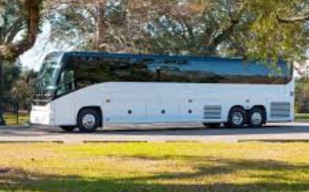 How to Rent a School Bus: A Step-by-Step Guide for Schools and Organizations