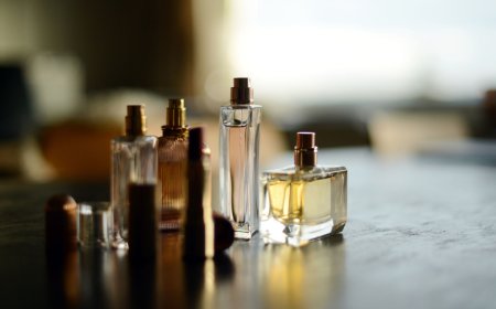 Best Perfume for Women Pakistan – Elegant & Long-Lasting Scents