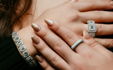 Stunning Custom Engagement Rings Near Me