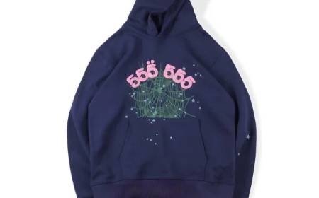 Sp5der Hoodie: The Streetwear Staple Redefining Urban Fashion