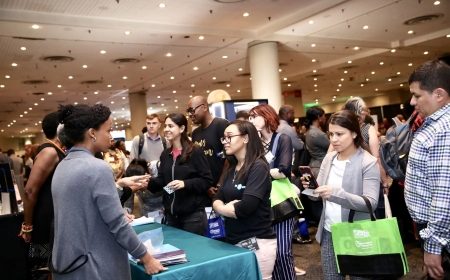 Trade Show Dynamics: Captivating Audiences with New Displays