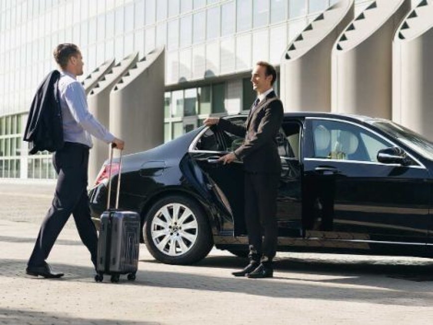 How to Get a Taxi from Any UK Airport to City Center